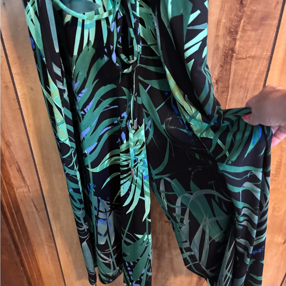 London Times Green Halter Jumpsuit with Tie Detail.  Like New - Picture 3 of 8